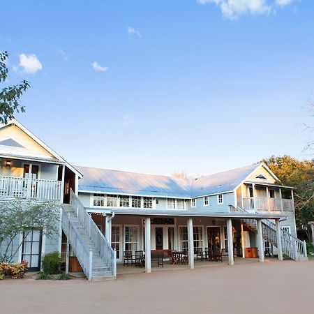 Hoffman Haus Bed & Breakfast Fredericksburg Exterior photo